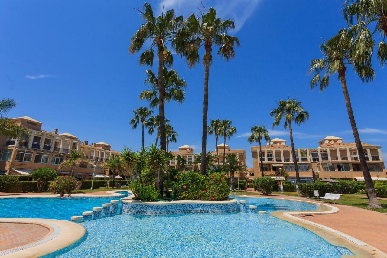 Playa Con Piscina Y Terraza En Urbanizacion De Lujo * Dénia